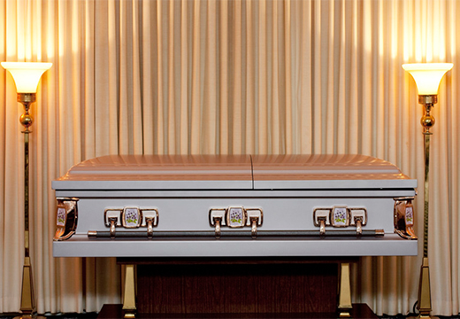 Por qué soñar con el funeral de un abuelo ya fallecido